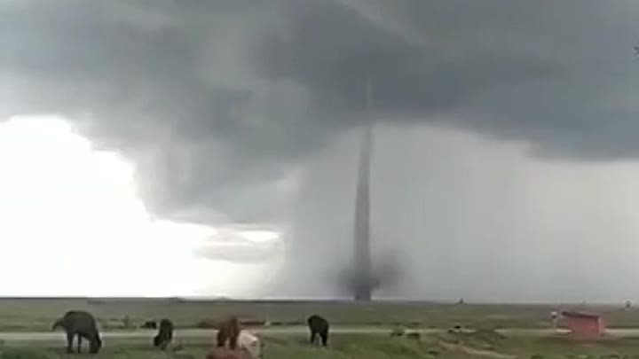 Смерч в Крыму 🌪️