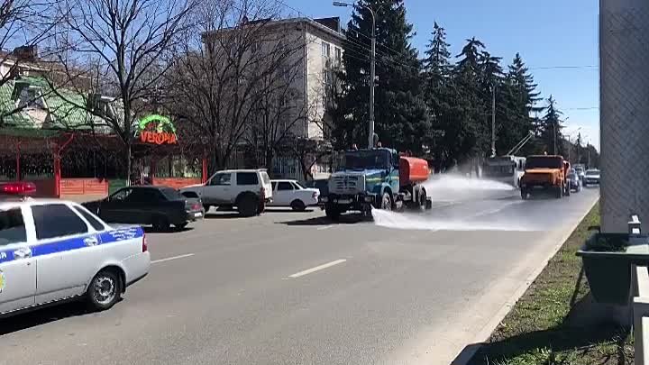 Дезинфекция улиц в Черкесске