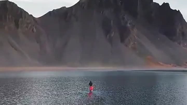 Исландия. Место где можно пройтись по воде — Вестрахорн