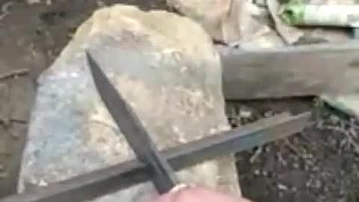 Нож из дамасской стали. 