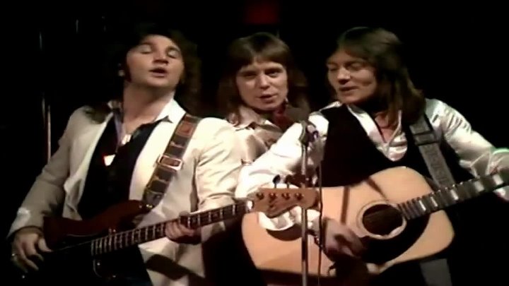 Smokie концерт 1976. Смоки Элис видео. Smokie Living next Door to Alice. Smokie Living next Door to Alice клип. Элис смоки на русском