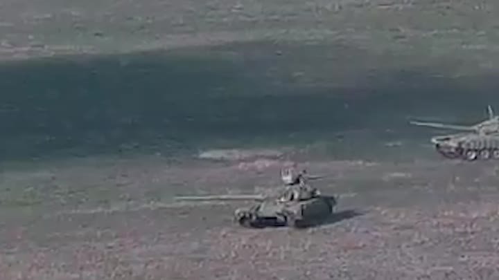 Поражение ВС Армении азербайджанского танка