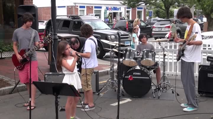 Black Dog   School of Rock New Canaan -- New Canaan Sidewalk Sale   07 19 14