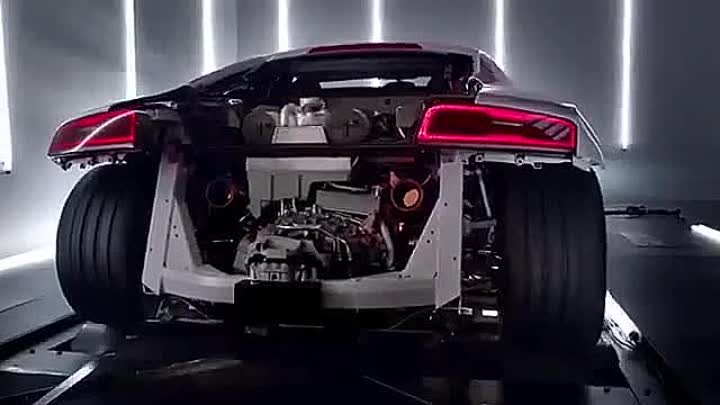Как звучит двигатель Audi R8 V10