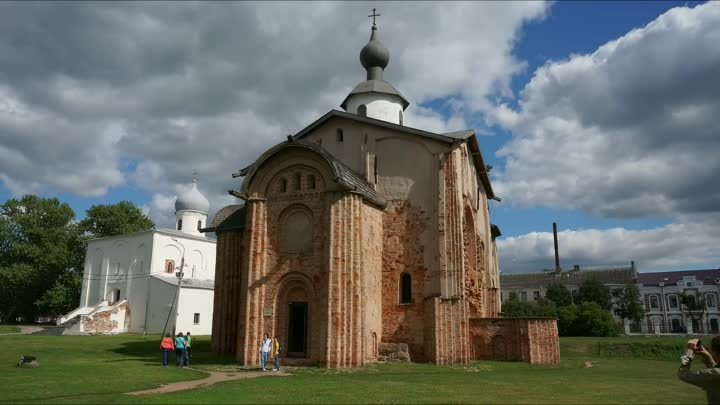 Музей - церковь Параске́вы-Пя́тницы на Торгу - Великий Новгород
