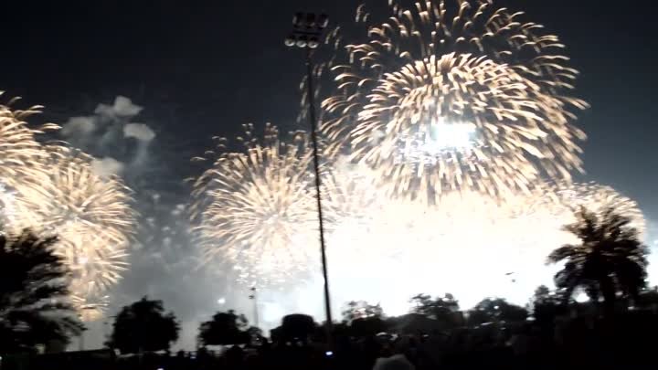 Spectacular ending to the Fireworks show in Kuwait (10th November 2012)