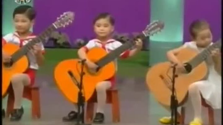 Дети-Корейцы играют Мурку на гитарах. Это КРУТО ! (прикол)