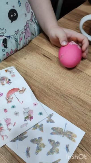 Покрасили яйца 