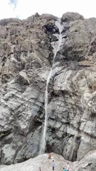 Мидаграбинские водопады.Северная Осетия.