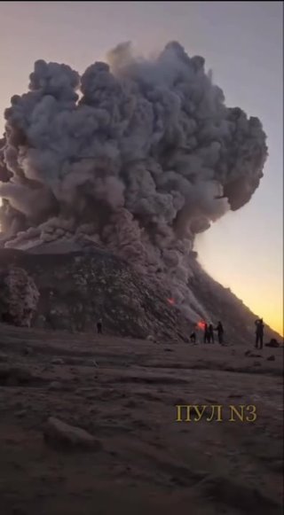 В Гватемале началось извержение вулкана, который сто лет назад уже убил более 5 тысяч человек