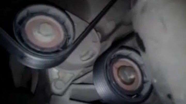 Как заменить натяжной ролик рено Как заменить натяжной ролик рено