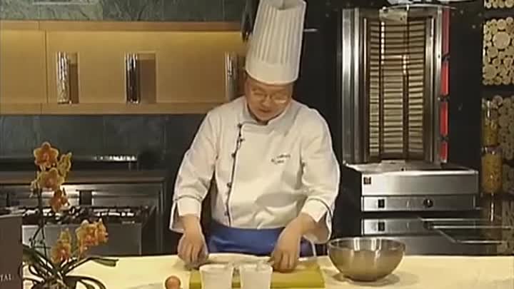 Китайская кухня: Суп с тефтелями из каракатицы