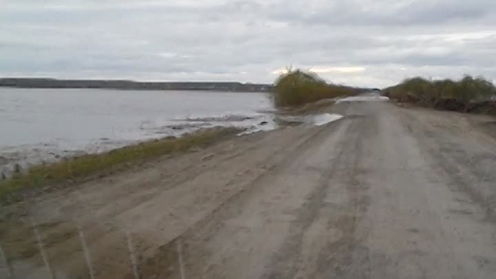 Затопленная дорога на  Криволукское