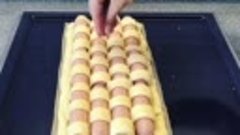 Пирог «Сосиски в слоеном тесте» ( рецепт )