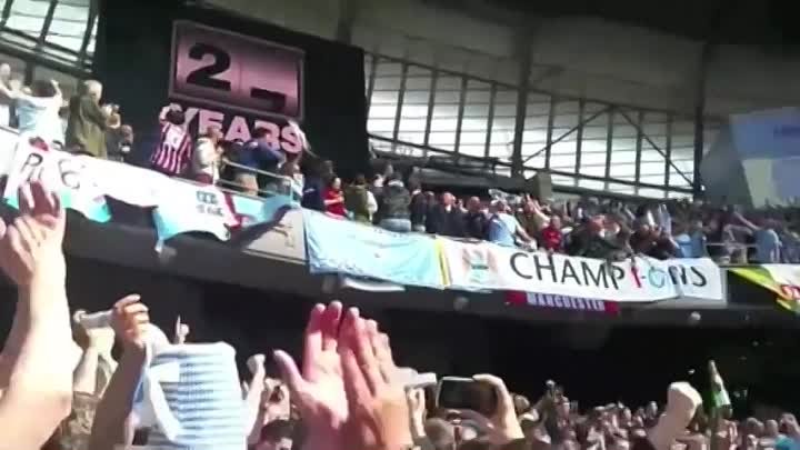 Manchester City Wins the Premier League Title  Everyone Goes Nuts (S ...