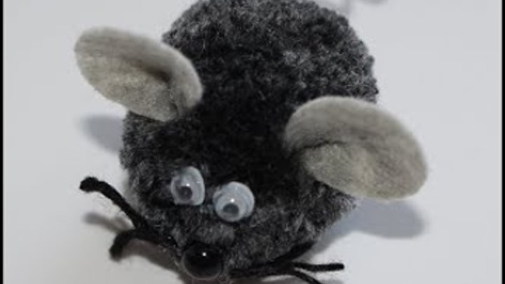 Very Cute Pom Pom Mouse || Pom Pom Toys making || Wool Mouse Craft