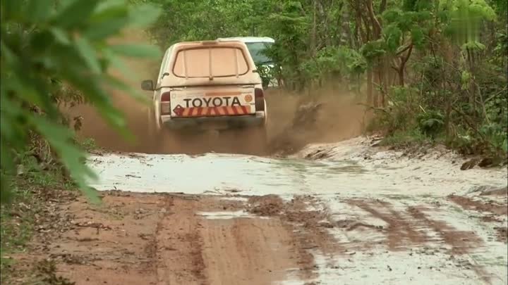 Les routes de l'impossible -  Mozambique, la vie plus forte que tout