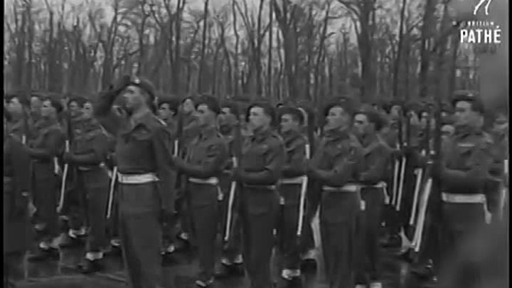 Открытие Мемориала павшим советским воинам в Тиргартене. 11.11.1945