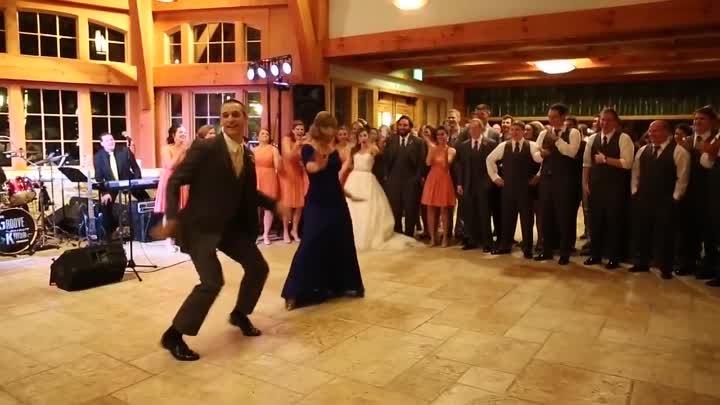 Танец жениха с тёщей – гости в Шоке!