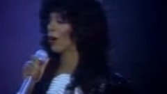 Donna Summer - A Hot Summer Night with Donna (1983)