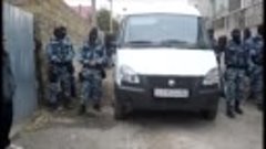 Оккупанты проводят обыски в Крыму 12.10.2016 (полное видео) ...