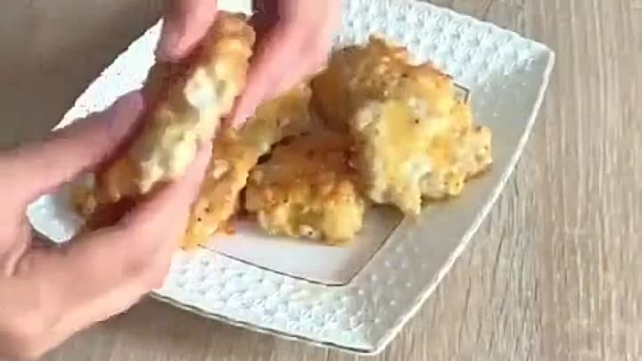 Рубленые куриные котлетки с сыром