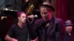 Tom Waits - Chicago (Late Show With David Letterman 2012)