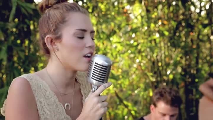Miley Cyrus - The Backyard Sessions - _Jolene_