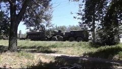 Конвой военной техники ВСУ САУ движется на Донбасс 26/07/201...