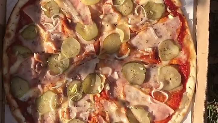 Пицца Деревенская!