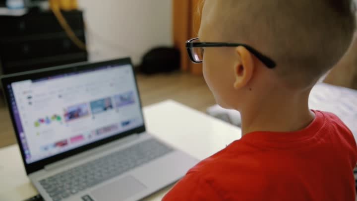 Дети о безопасности: безопасность в интернете. Ролик МЧС России