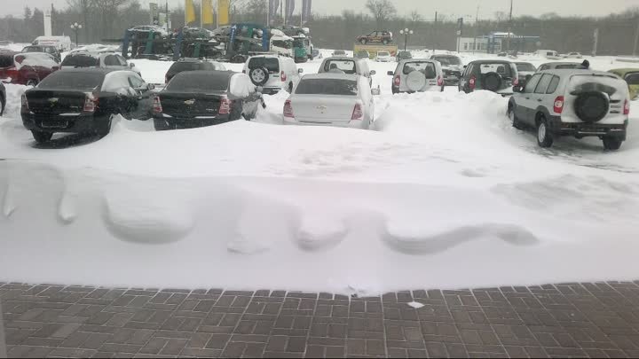 Снегопад в Имидж-Авто. весна 2013.