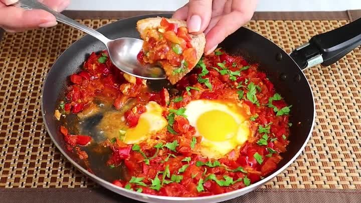 САМЫЙ ПОПУЛЯРНЫЙ ЗАВТРАК в Мире! Шакшука 🍳Можно даже на ПП