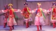 Украинский танец - Гарні дівчиноньки