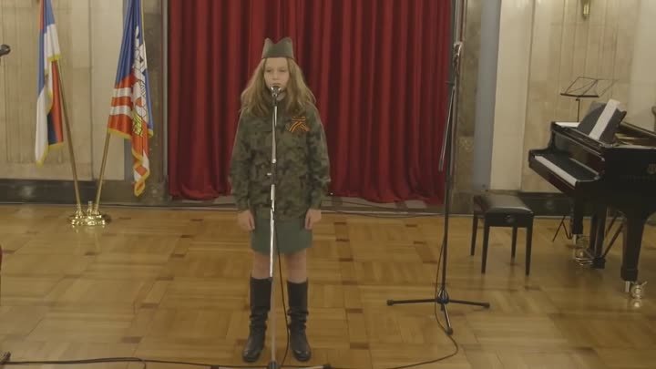 Девочка из Сербии исполняет Кукушку