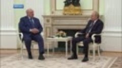 Более пяти часов продолжалась встреча в Кремле Владимира Пут...