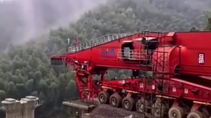 Специальная техника для строительства мостов в Китае