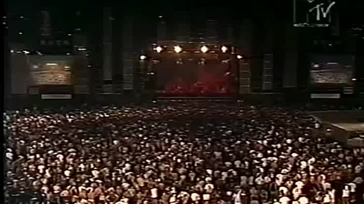 The Cure - Friday Im In Love (Live 1996)