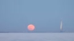 Восход Луны над Лахта Центром, 18 марта&amp;#39-22
