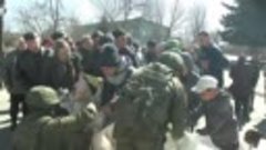 ВС РФ доставили гуманитарную помощь в украинское село Станис...