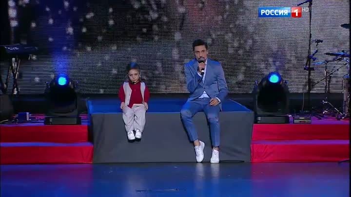 Дима Билан и Данил Плужников "Мама" Россия-1 5.01.2017
