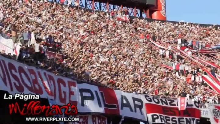 'Ole ole ole ola, jugando bien o jugando mal...' River Plate