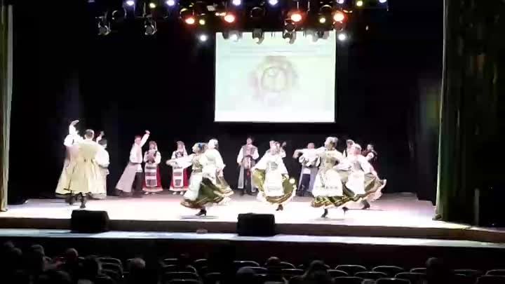 Ойра - народный ансамбль танца Весница