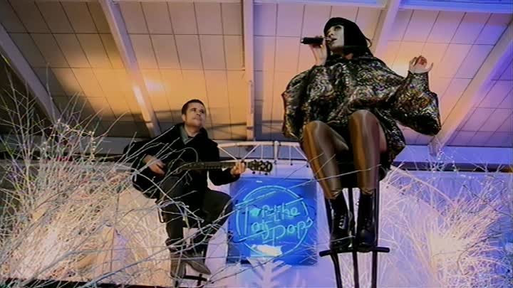 Top of the Pops - S44E09 - 2011 Christmas Special (25th December 2011)