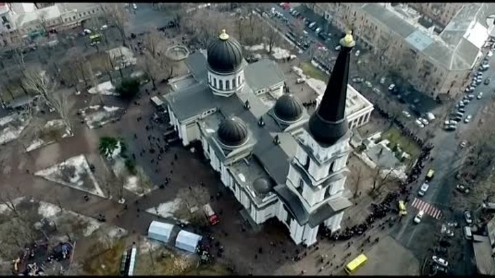 Вперше покинувші Афон мощі святого Пантелеймона привезли до Одеси для молитви за мир в Україні.