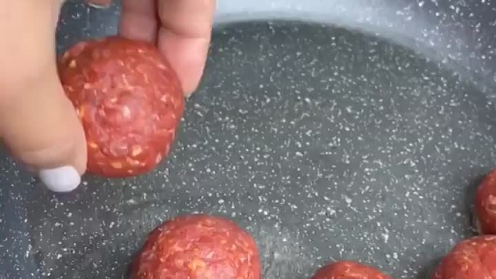 Мясные шарики с макаронами