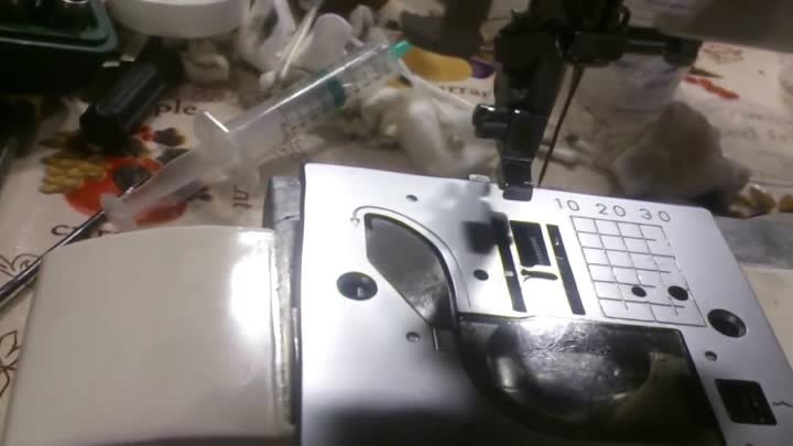 Швейная машина рвет верхнюю нить(часть1).Самостоятельный ремонт