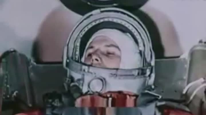 Полёт человека в космос - комментирует сам Гагарин! И Брежнев