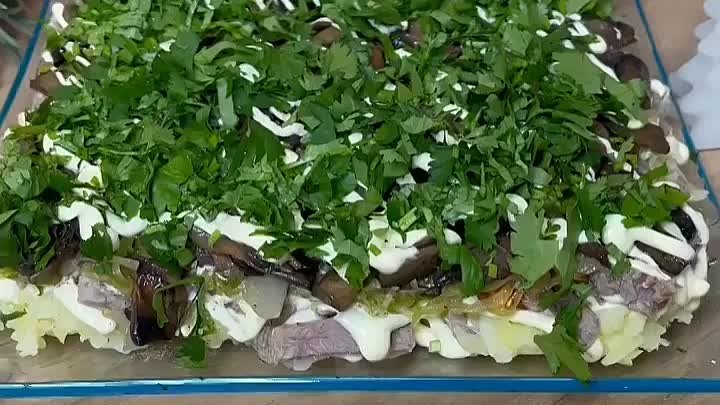 Вкусный и сытный салат ЛЕМБЕРГ