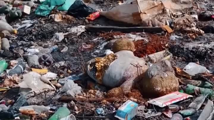 Не убирают мусор